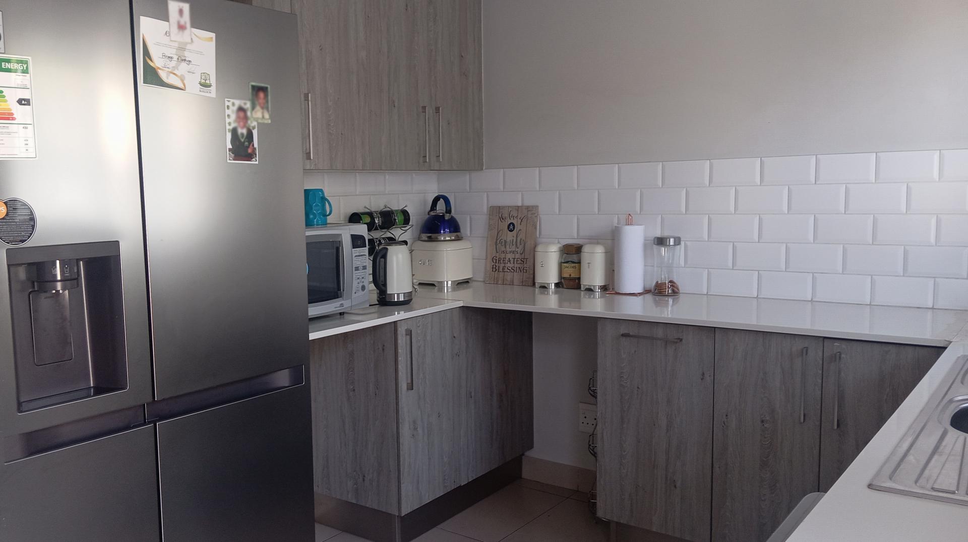 Kitchen - 33 square meters of property in Celtisdal