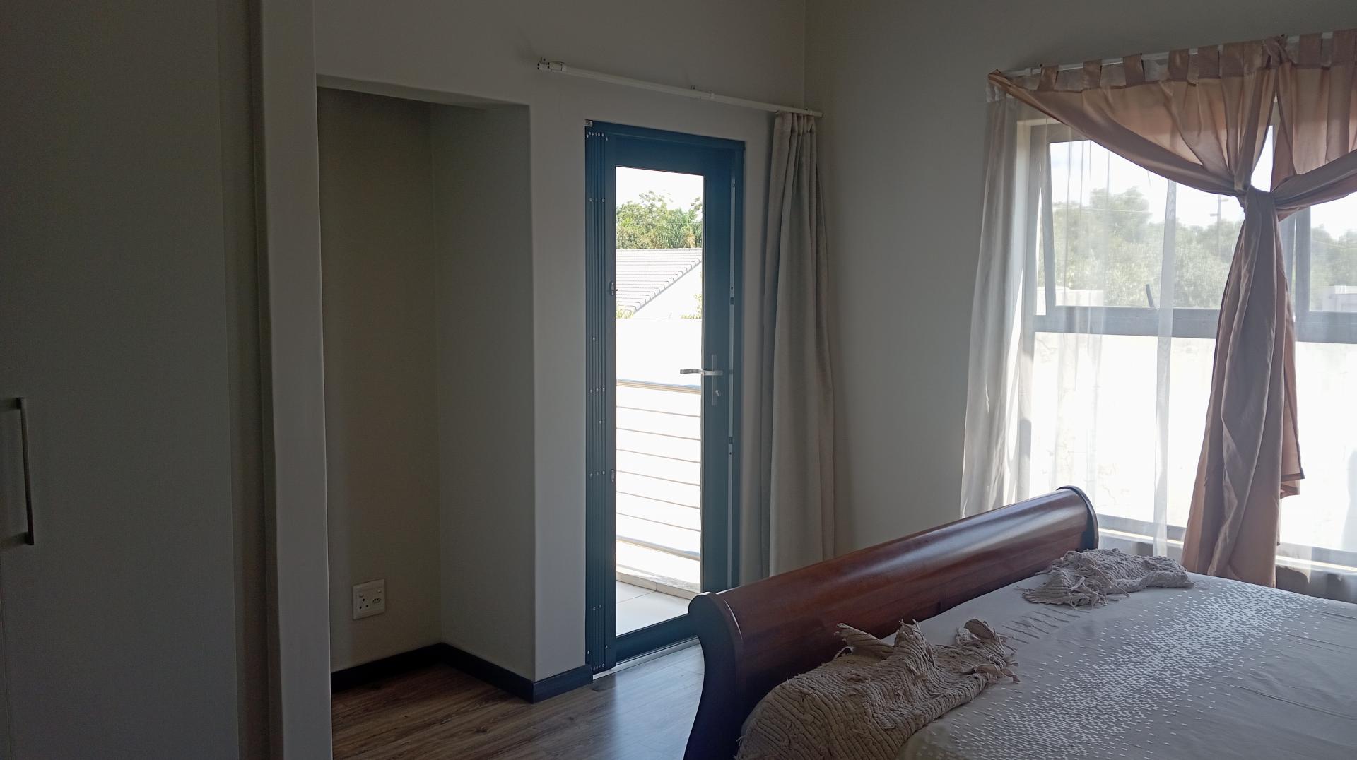 Main Bedroom - 22 square meters of property in Celtisdal