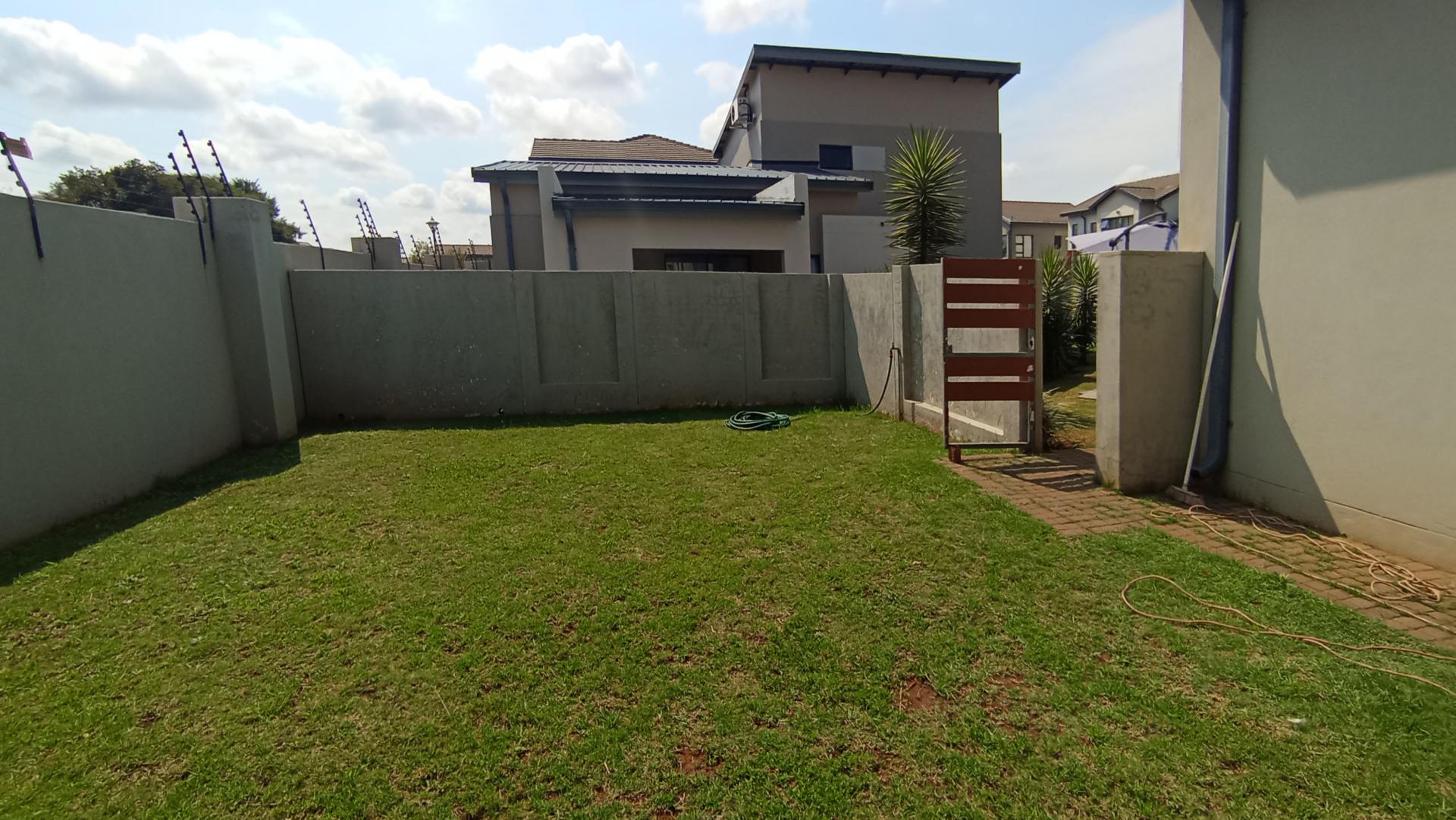 Backyard of property in Celtisdal