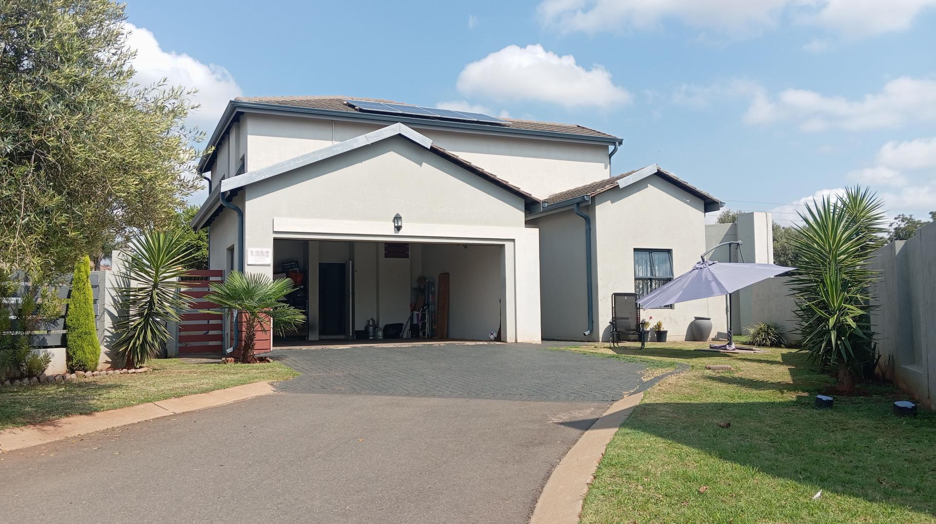 Front View of property in Celtisdal