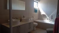 Main Bathroom - 10 square meters of property in Celtisdal