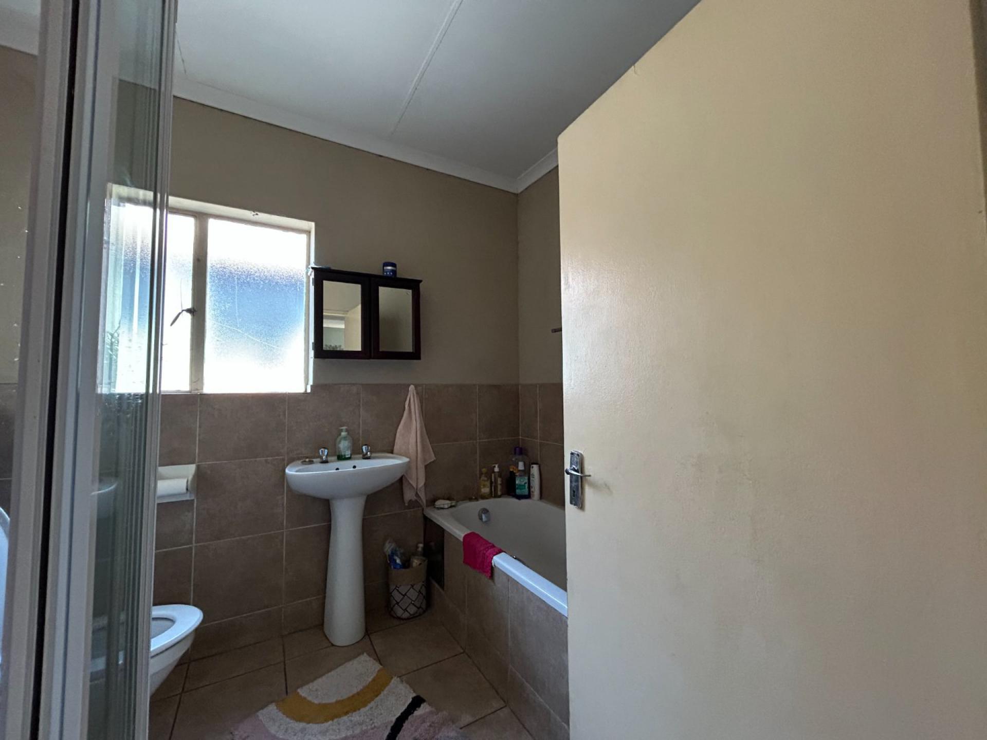  of property in Birchleigh