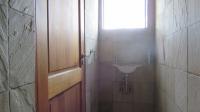 Guest Toilet - 3 square meters of property in Glenvista