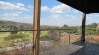 Balcony - 19 square meters of property in Glenvista