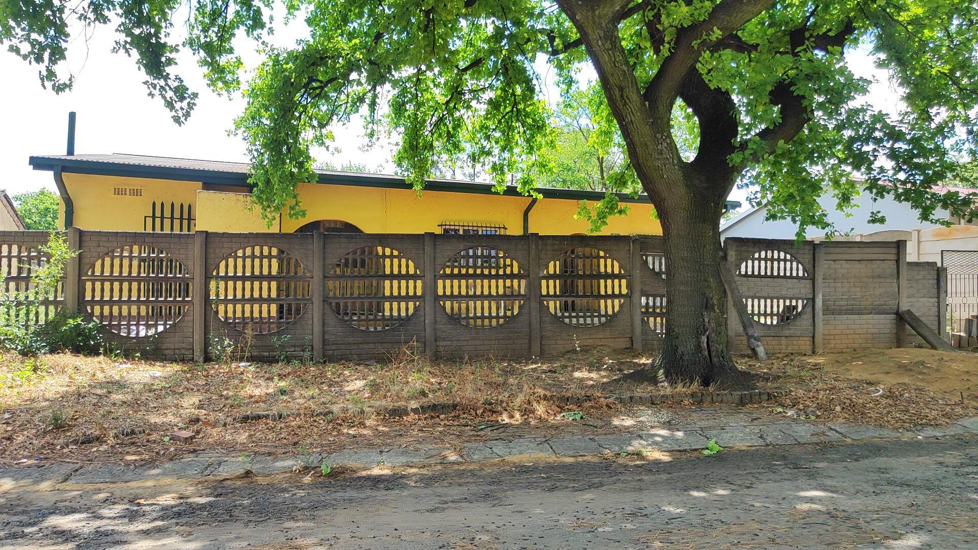 Front View of property in Sasolburg