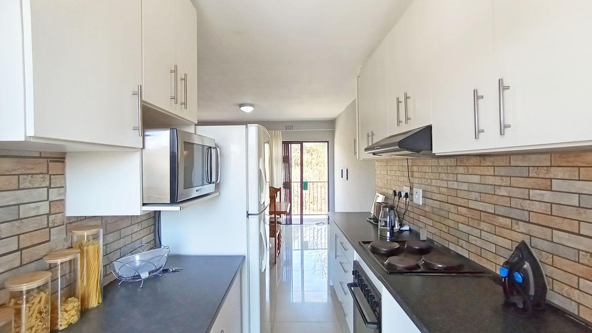 Kitchen - 7 square meters of property in Newlands East