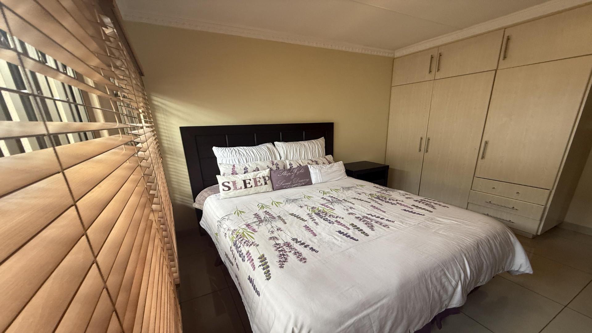 Bed Room 2 of property in Secunda