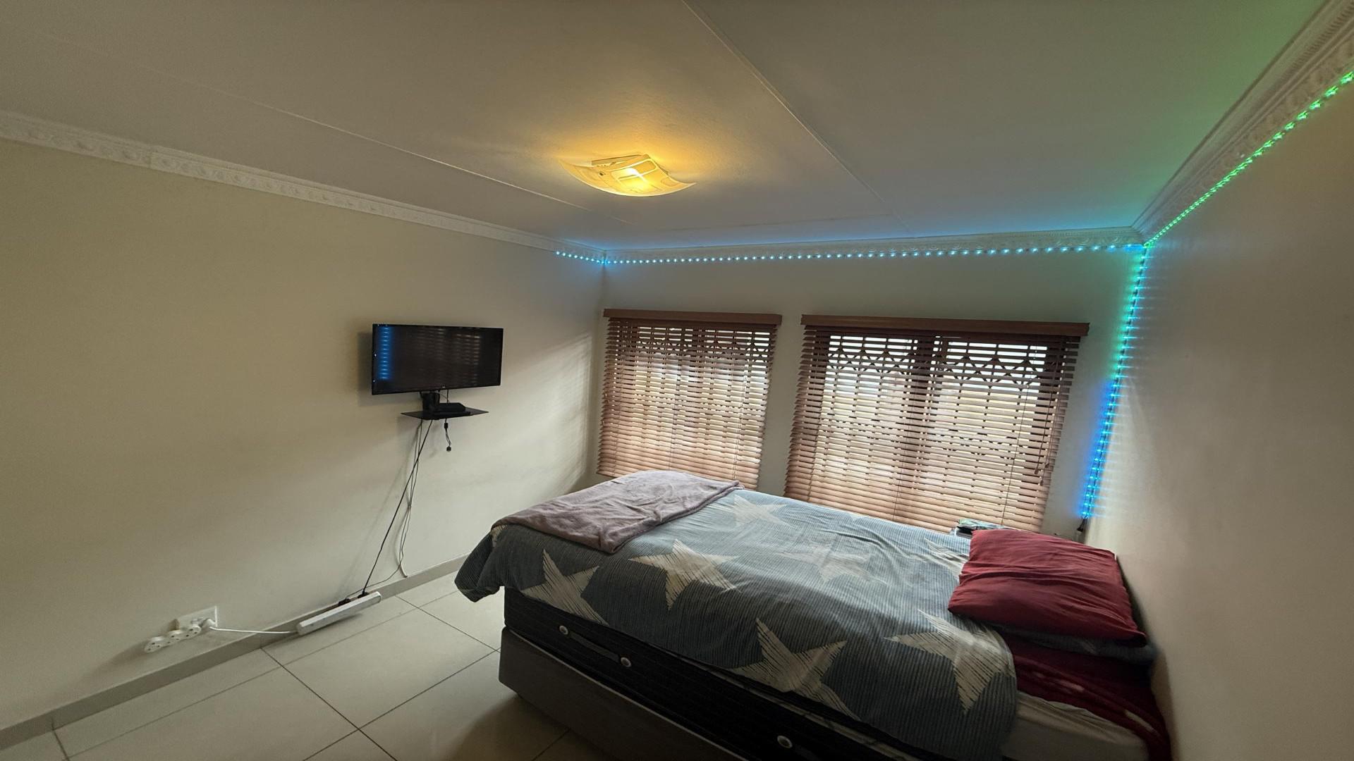 Bed Room 3 of property in Secunda