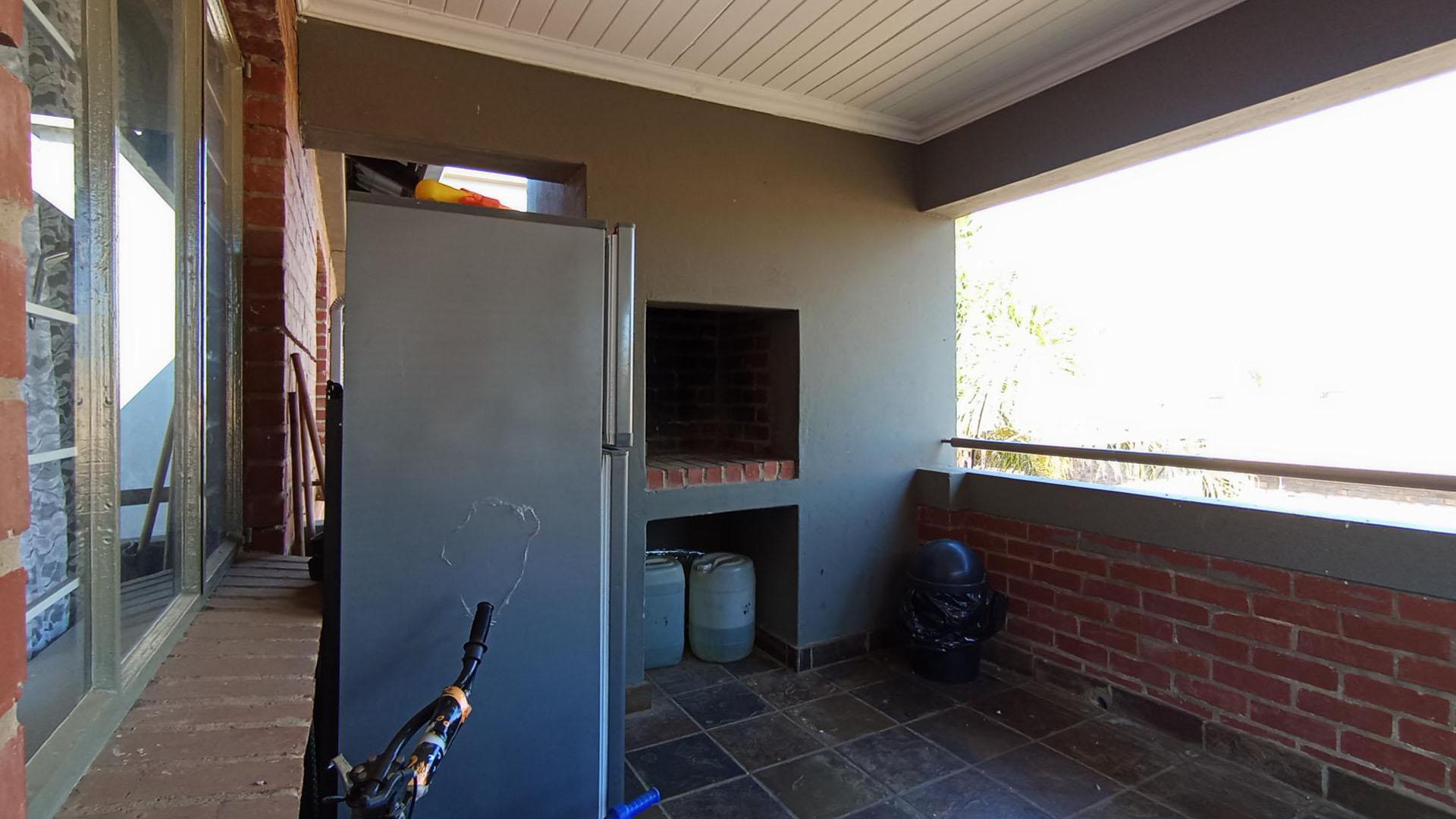 Balcony - 10 square meters of property in Andeon