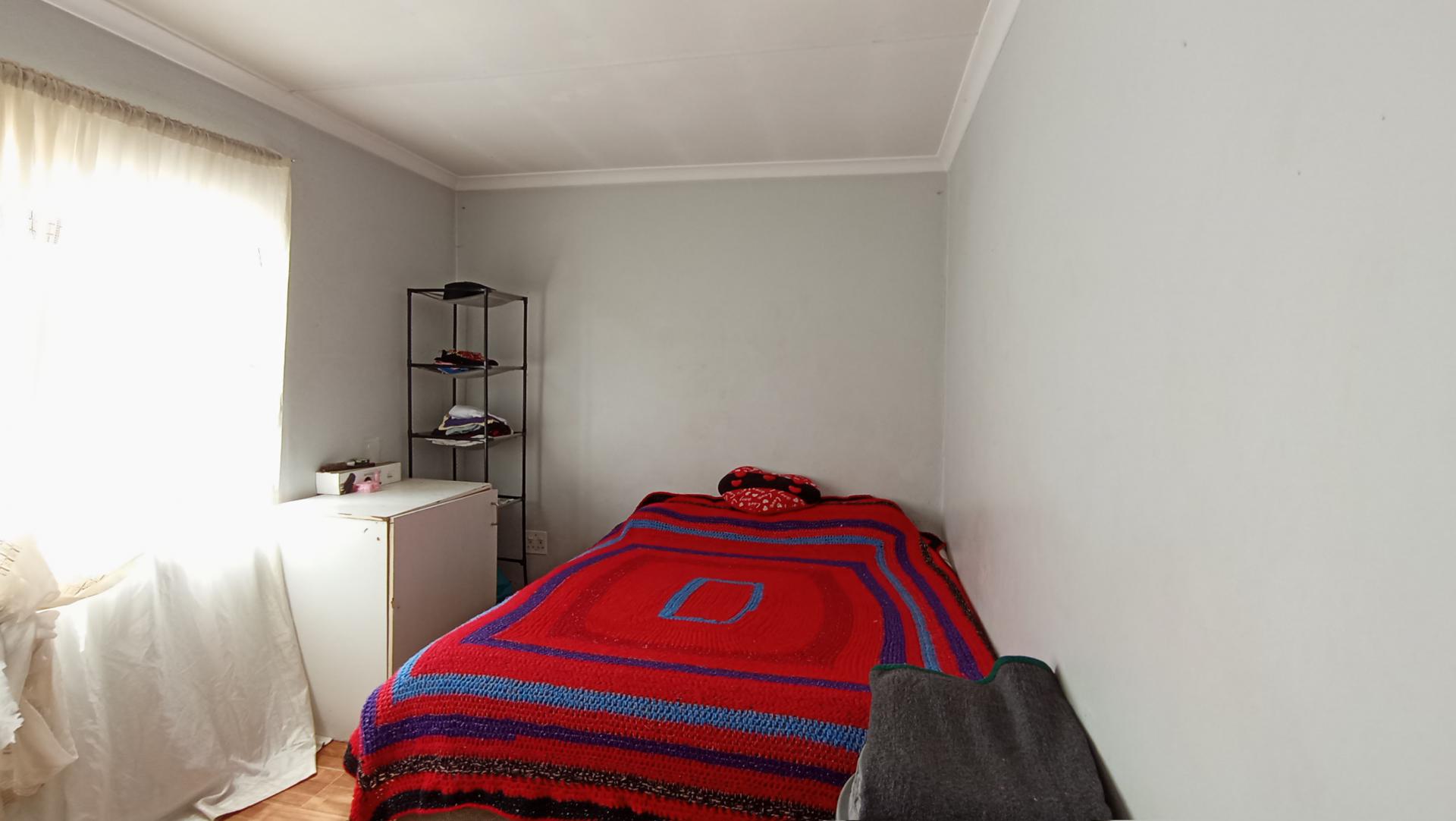 Bed Room 1 - 12 square meters of property in Riverlea - JHB