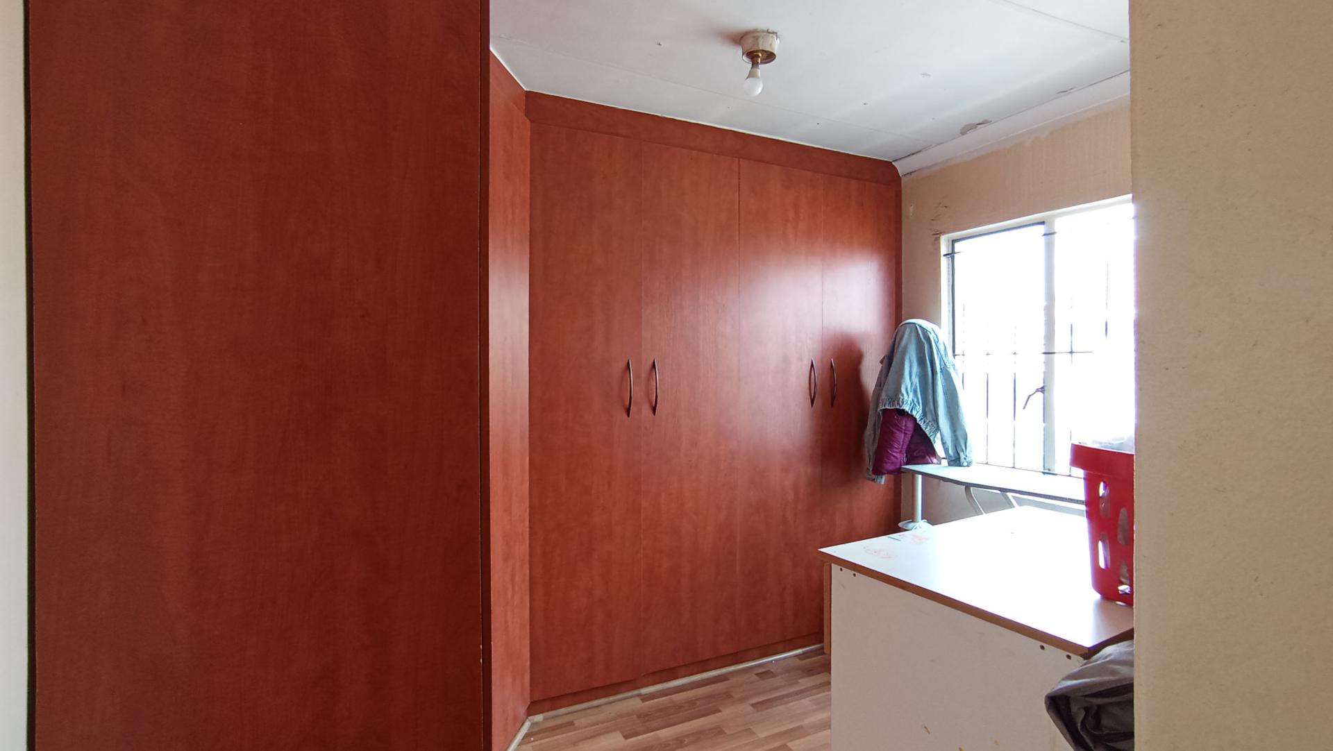 Bed Room 2 - 9 square meters of property in Riverlea - JHB