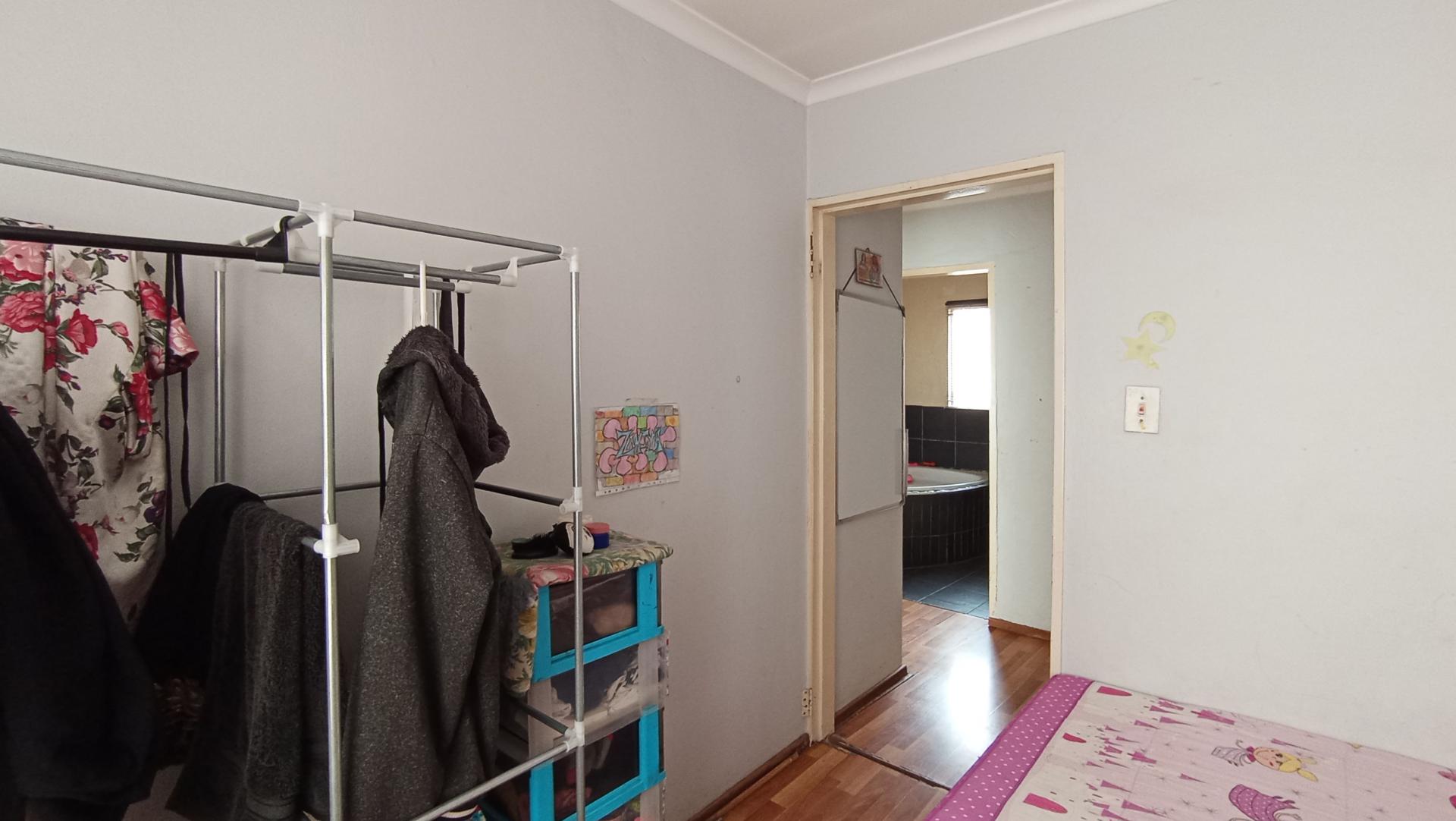 Bed Room 3 - 9 square meters of property in Riverlea - JHB