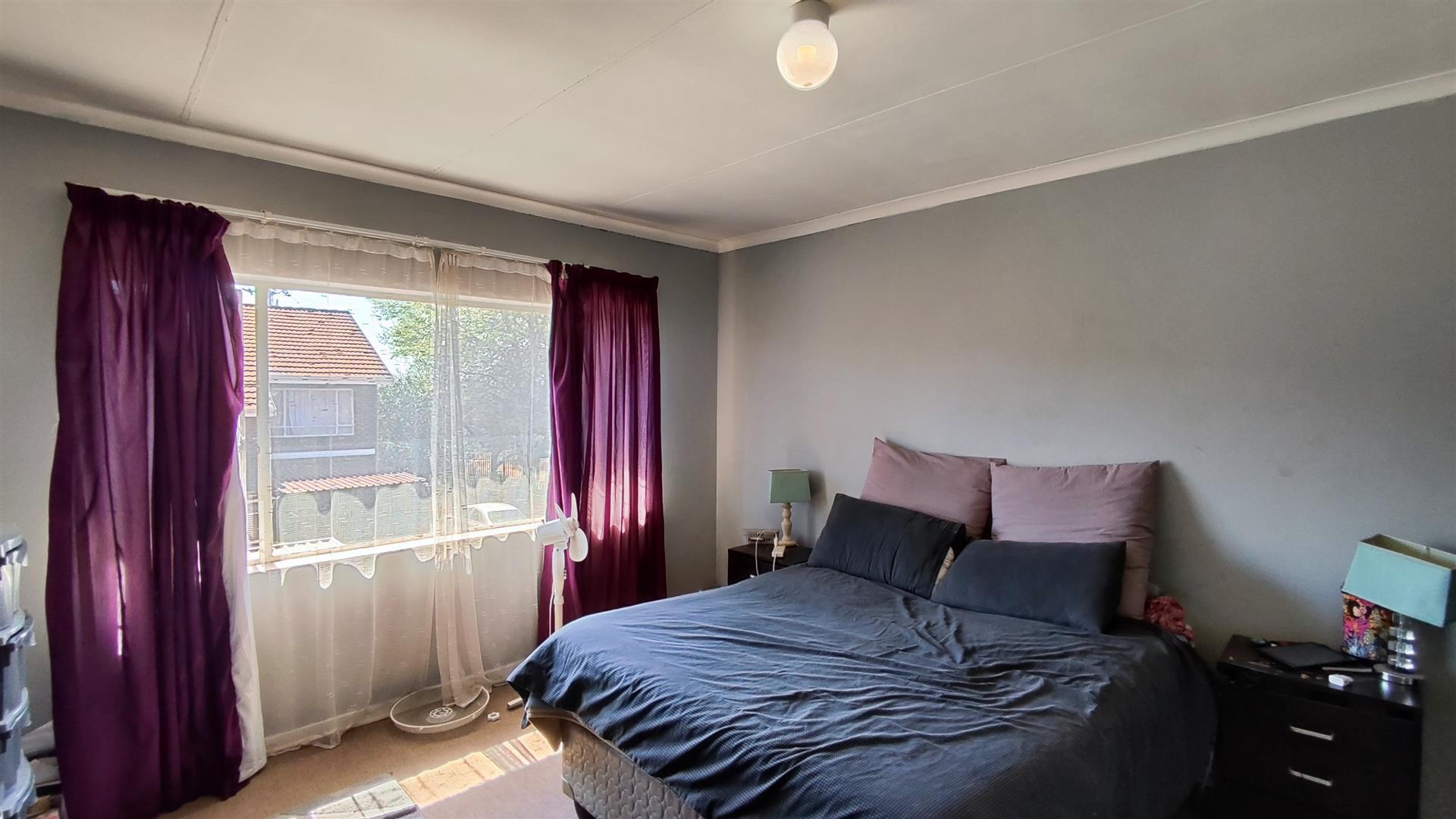 Bed Room 3 - 20 square meters of property in Birch Acres