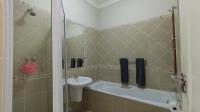 Main Bathroom - 6 square meters of property in Umhlanga Ridge