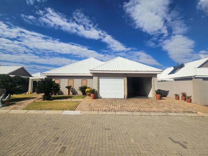 2 Bedroom Simplex to Rent in Wilkoppies - Property to rent - MR689960