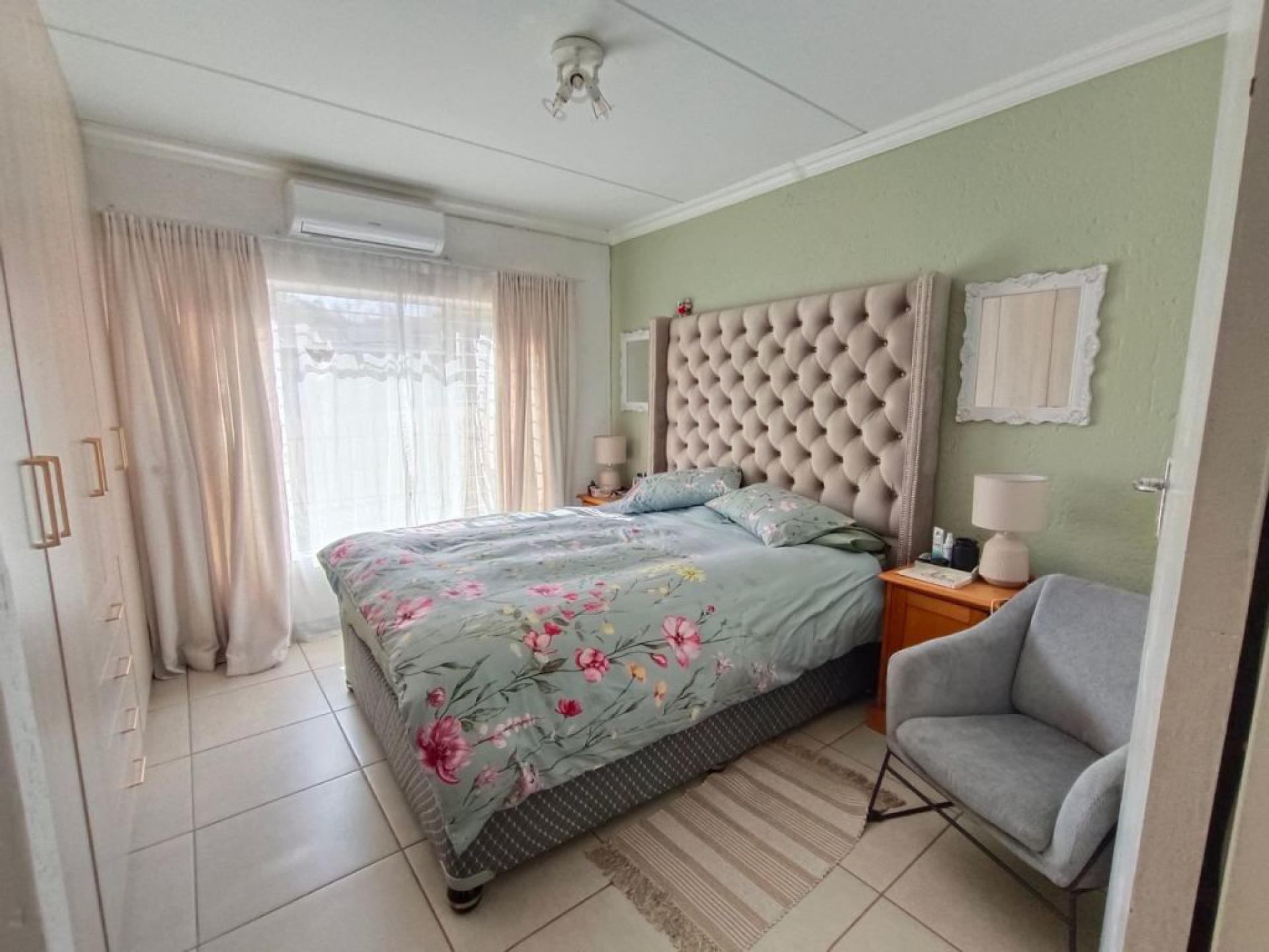 of property in Clubview