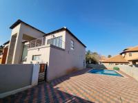  of property in Melodie