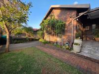 of property in Geelhoutpark