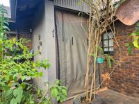  of property in Geelhoutpark