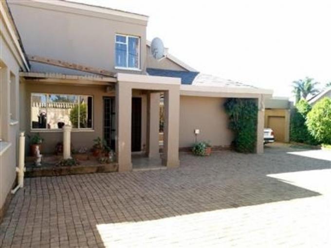 4 Bedroom House for Sale For Sale in Ennerdale - MR690012