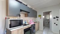Kitchen - 6 square meters of property in Linbro Park A.H.