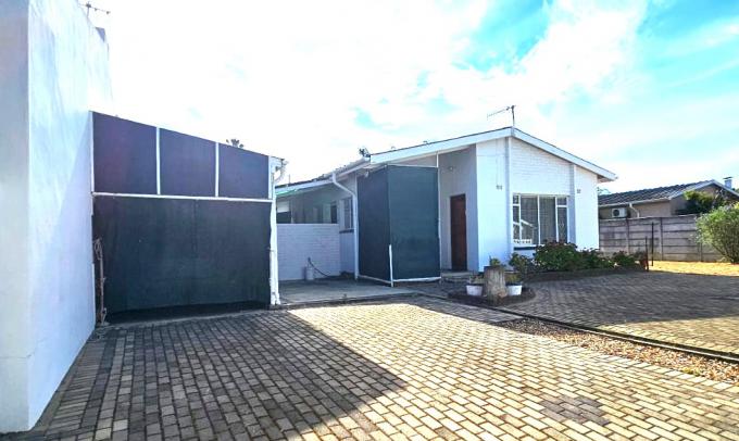3 Bedroom House to Rent in Paarl - Property to rent - MR690030