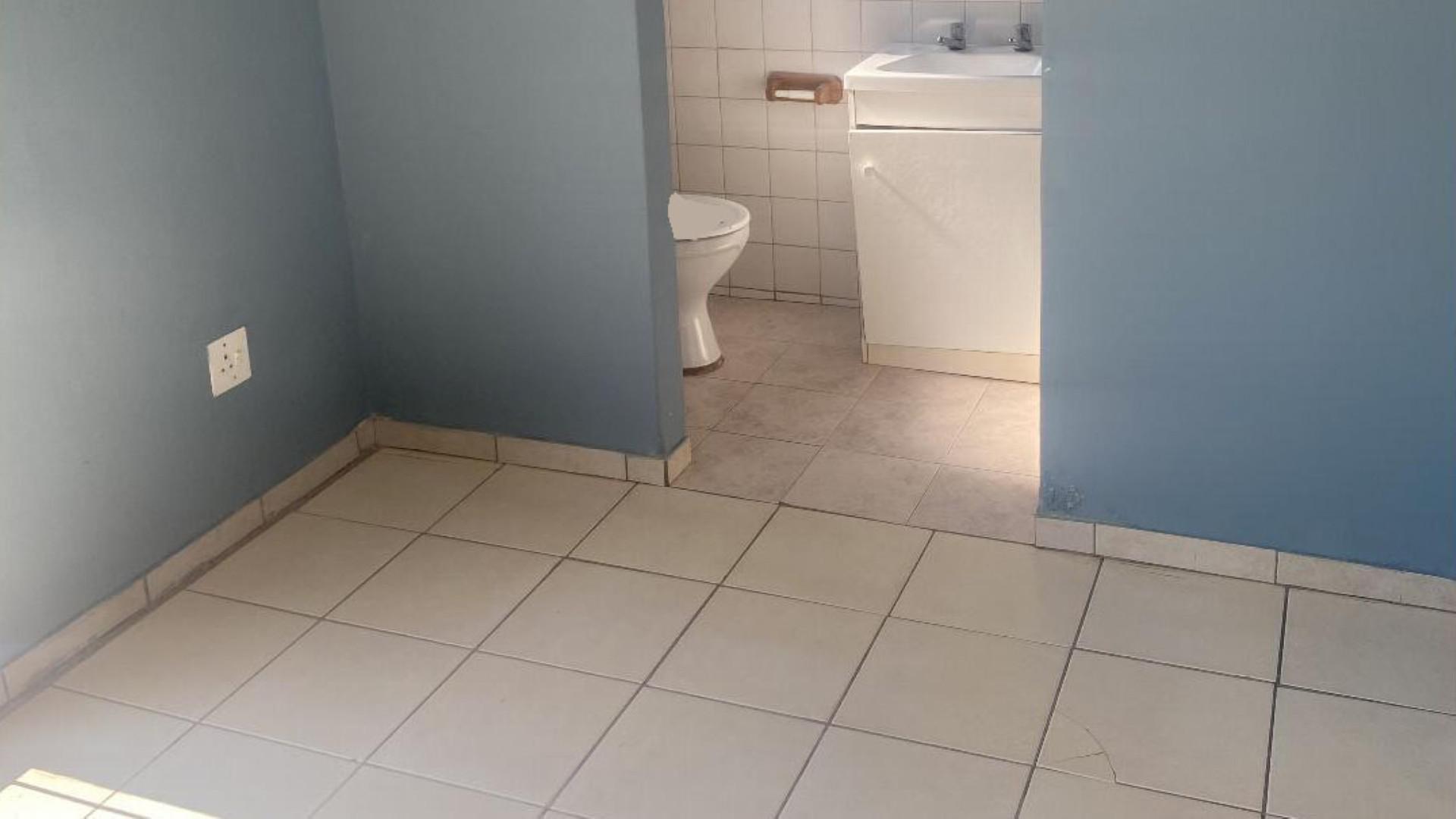 Main Bedroom of property in Kuruman