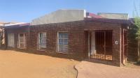 Front View of property in Kuruman