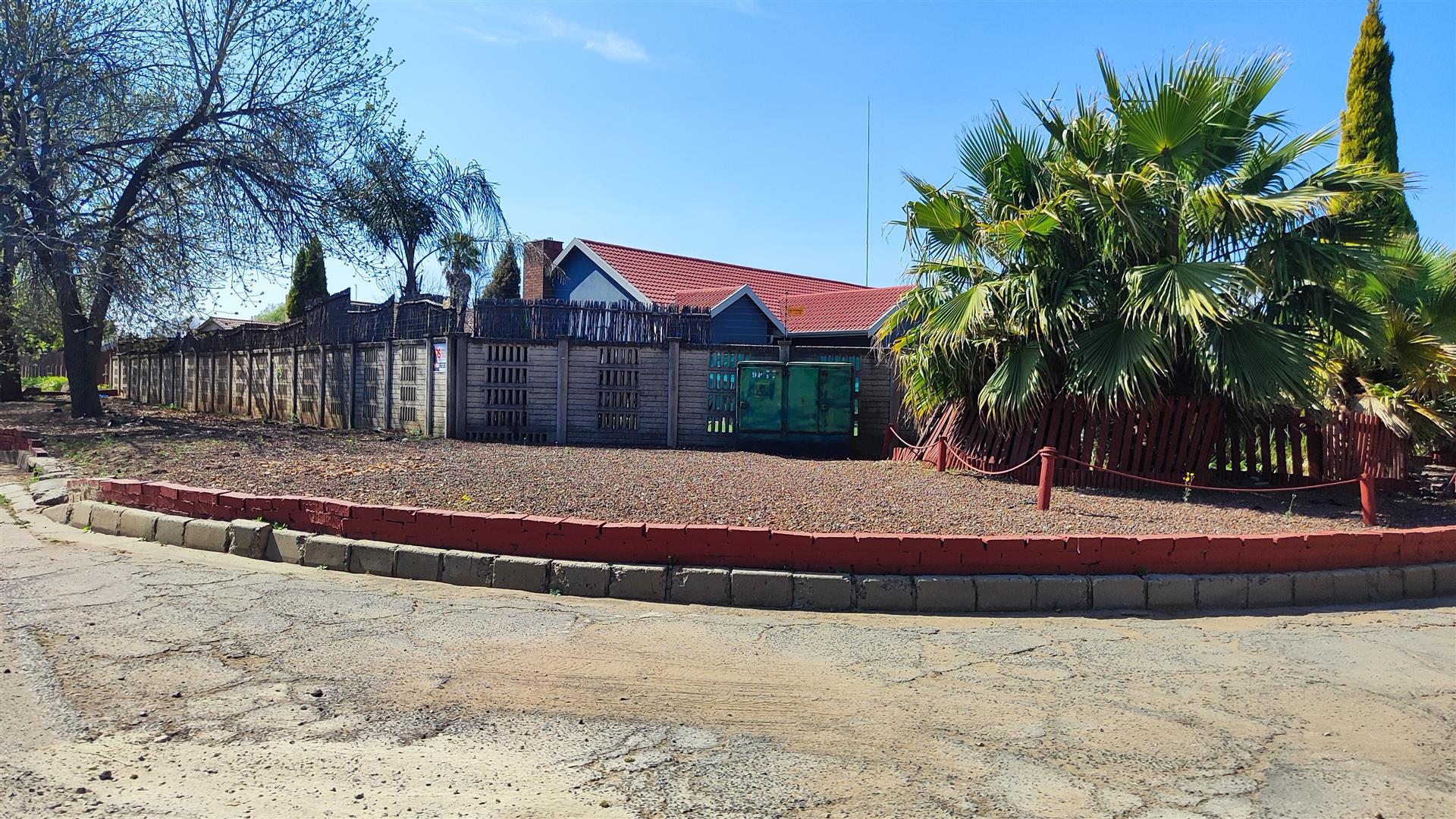 Front View of property in Vanderbijlpark