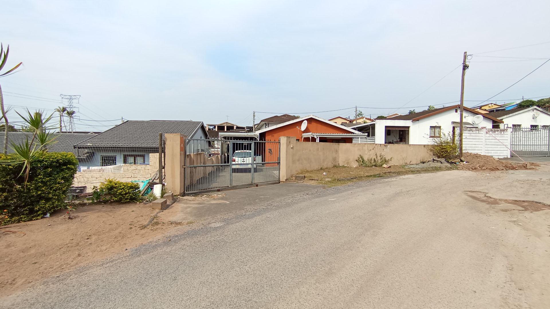 Front View of property in Shallcross 