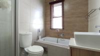 Bathroom 1 - 7 square meters of property in Westlake View
