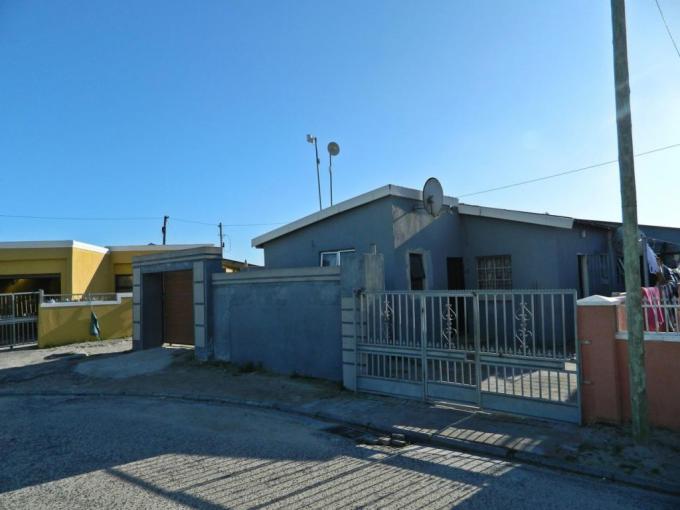 2 Bedroom House for Sale For Sale in Mandelapark - MR690086