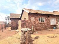  of property in Rooihuiskraal North