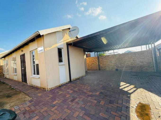 3 Bedroom House for Sale For Sale in Cosmo City - MR690101