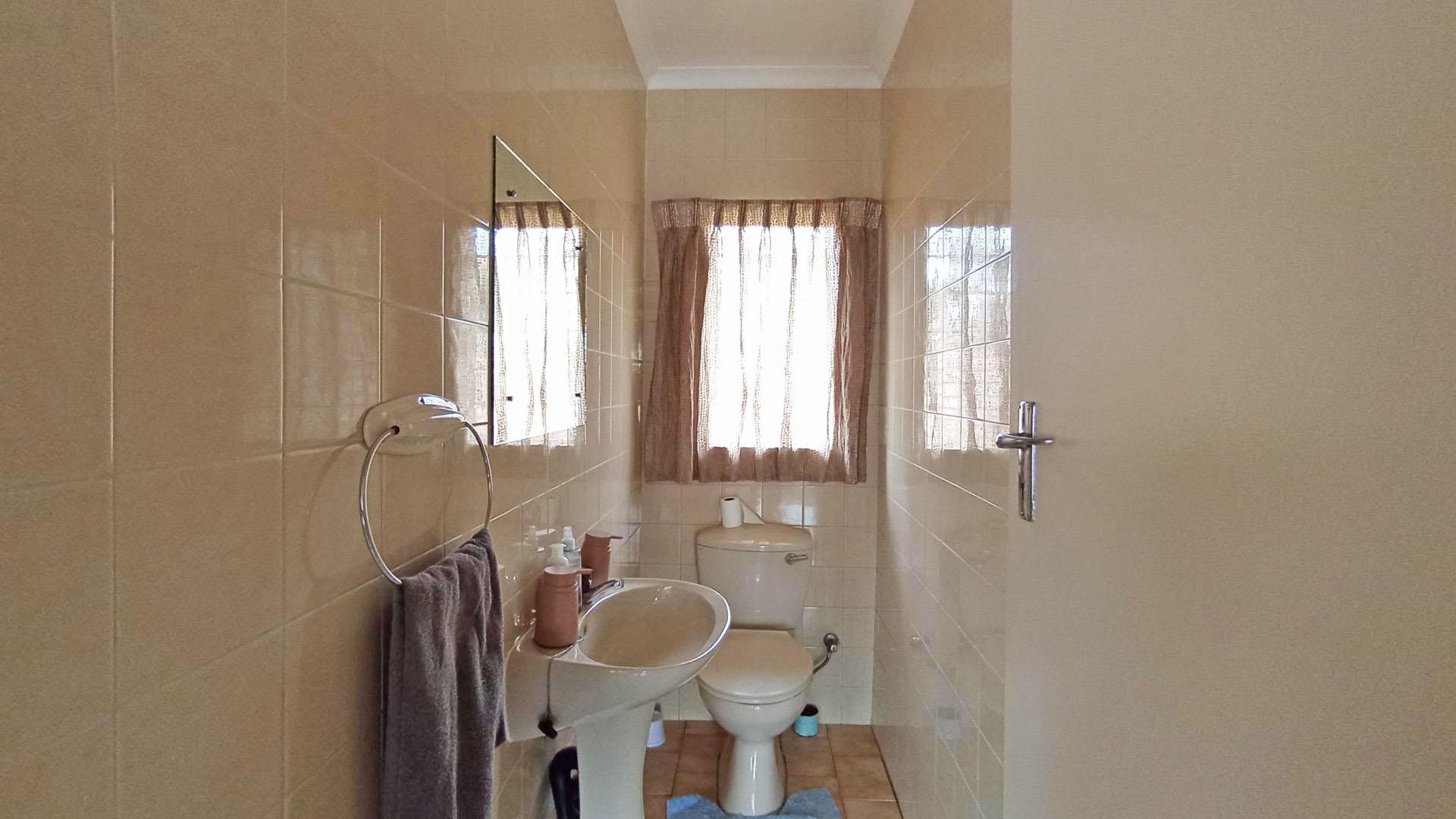 Guest Toilet of property in Faerie Glen