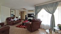 TV Room - 28 square meters of property in Faerie Glen