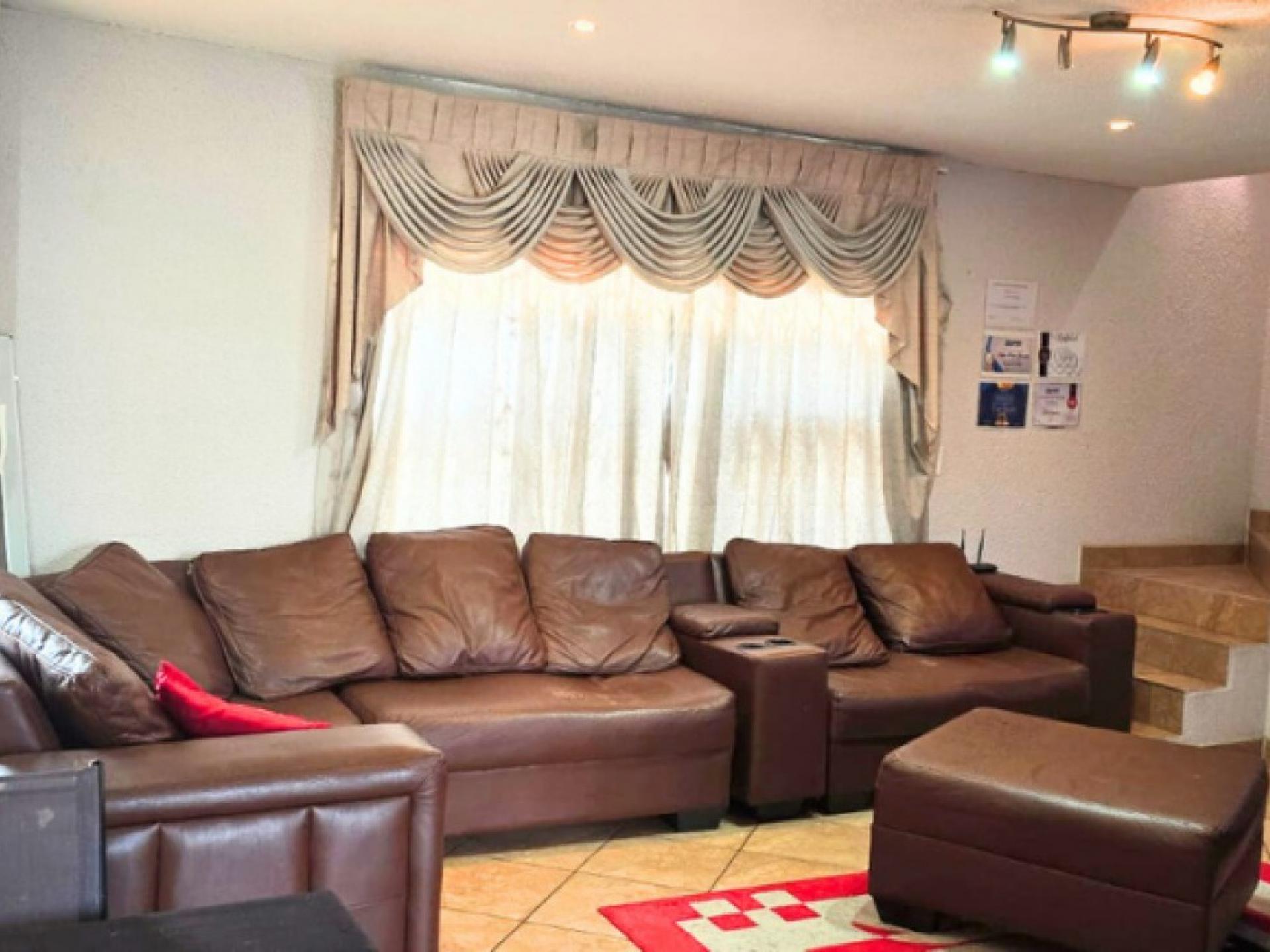  of property in Brackenhurst