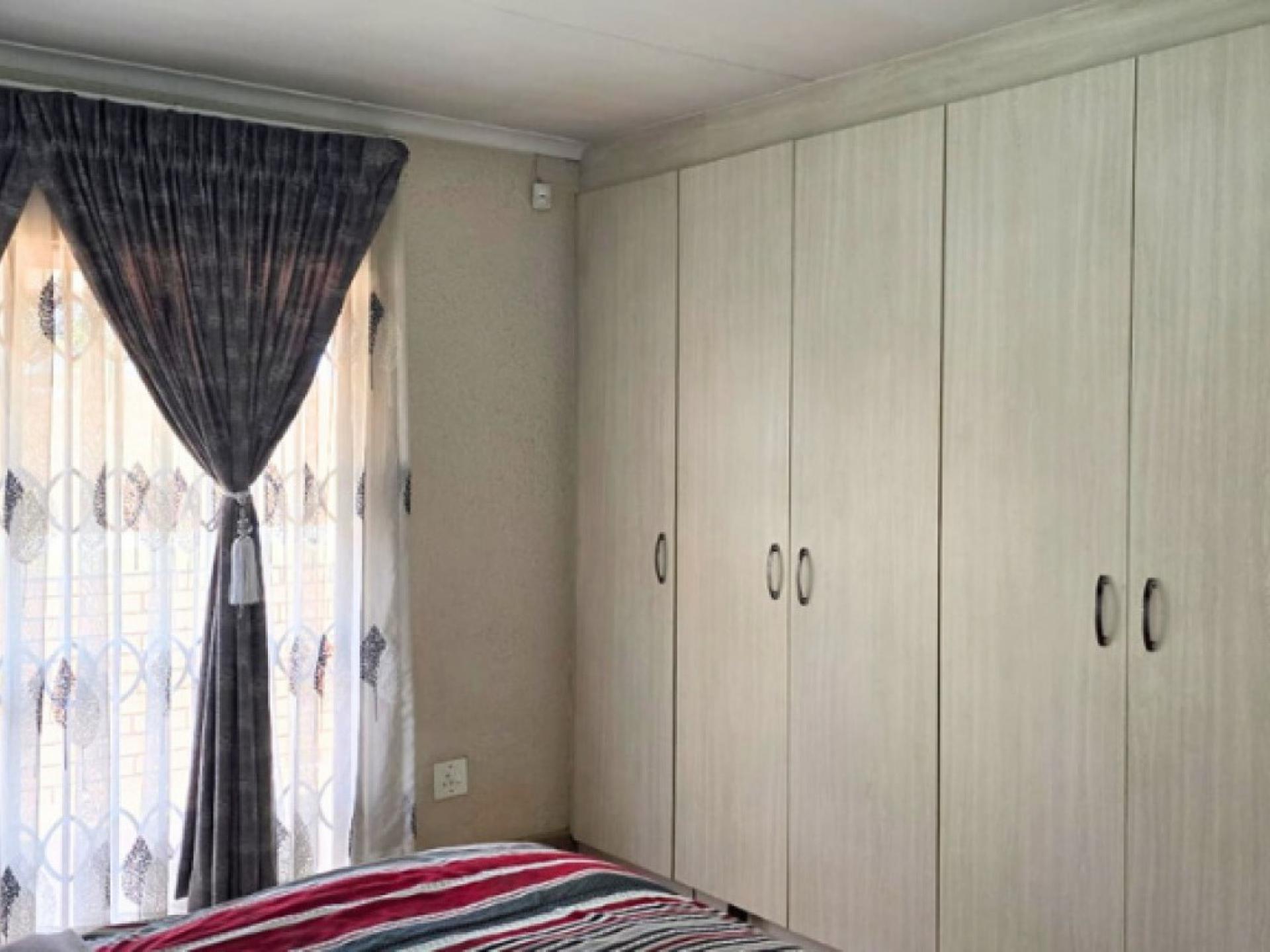  of property in Brackenhurst