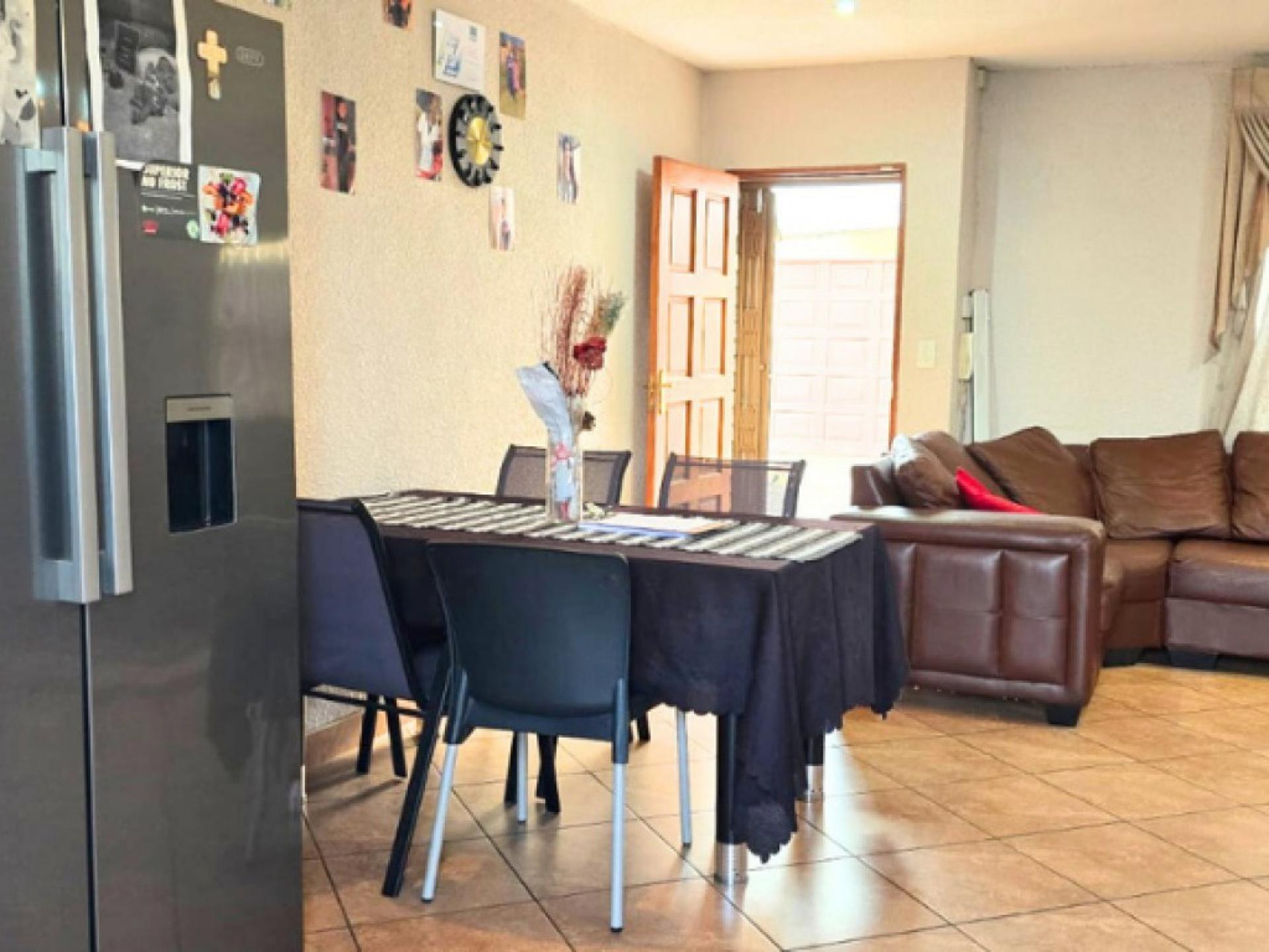  of property in Brackenhurst