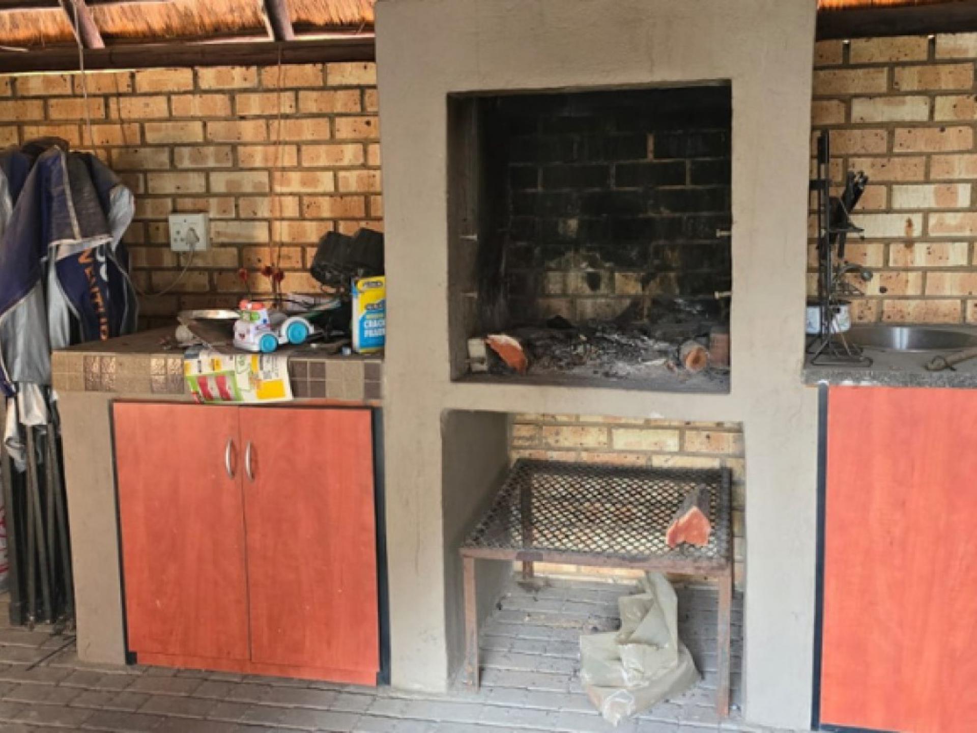  of property in Brackenhurst