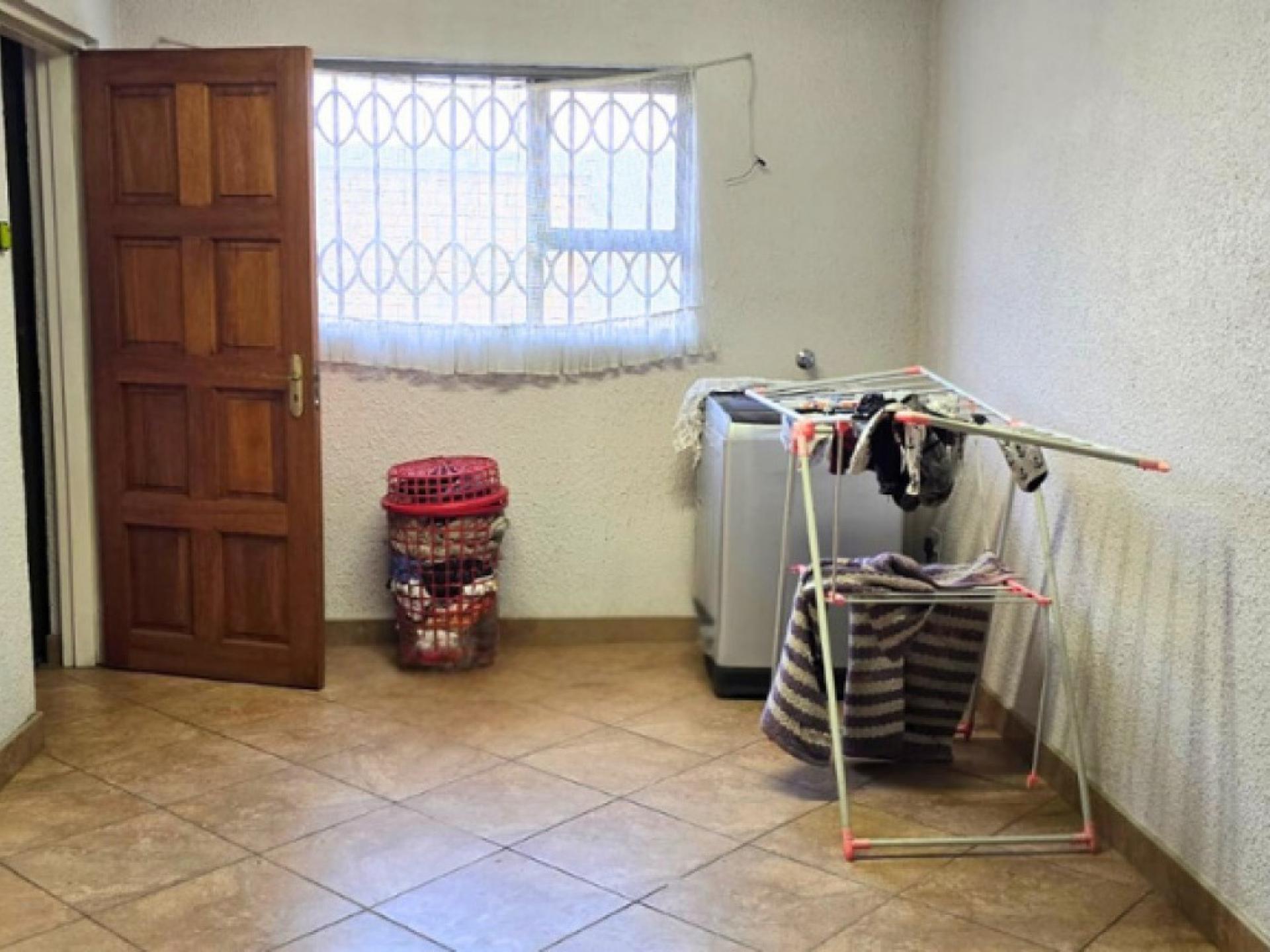  of property in Brackenhurst