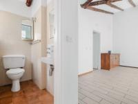  of property in Epsom Downs