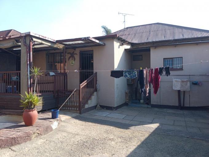 3 Bedroom House for Sale For Sale in Rosettenville - MR690163