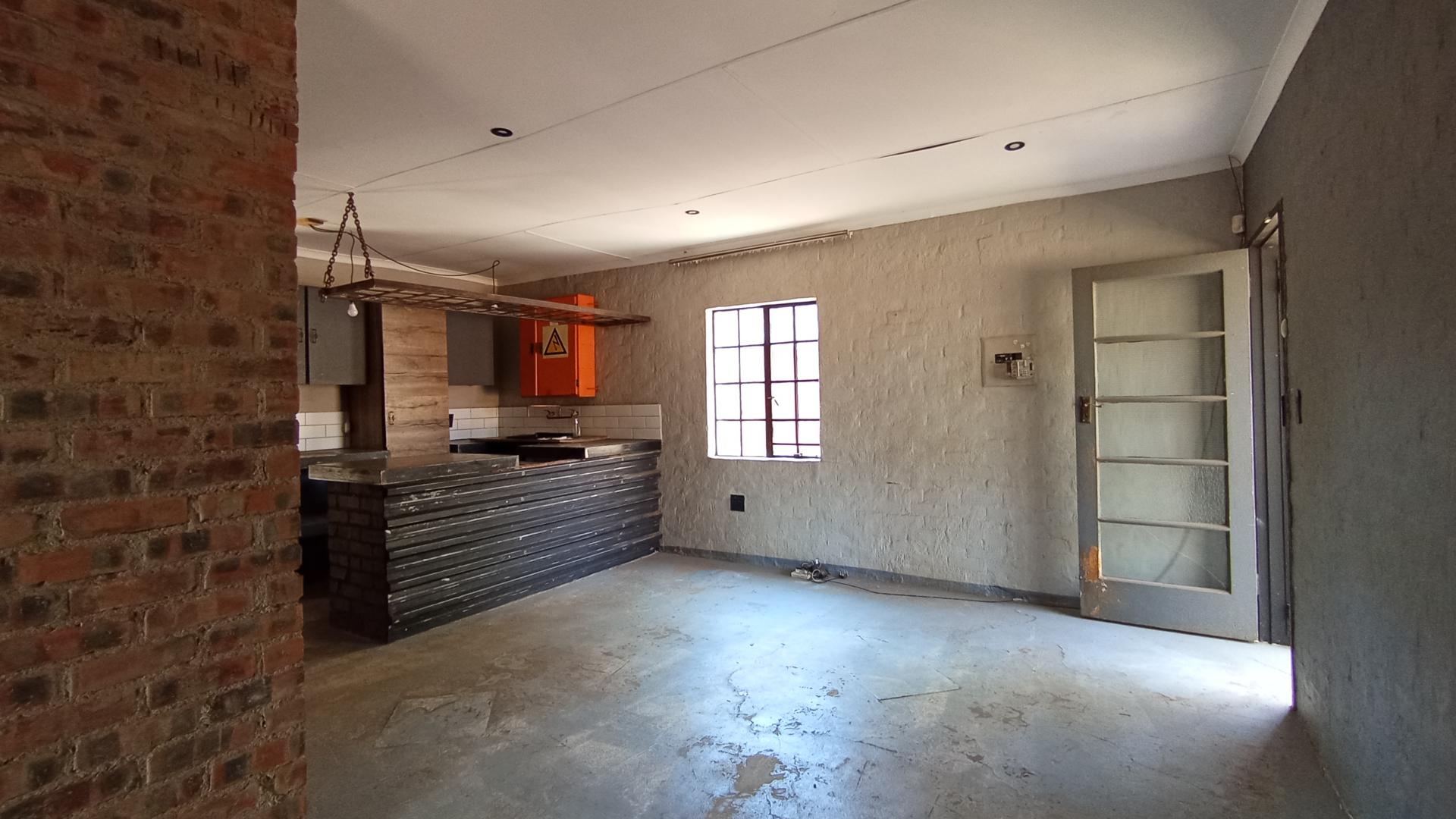 Flatlet - 69 square meters of property in Clubview