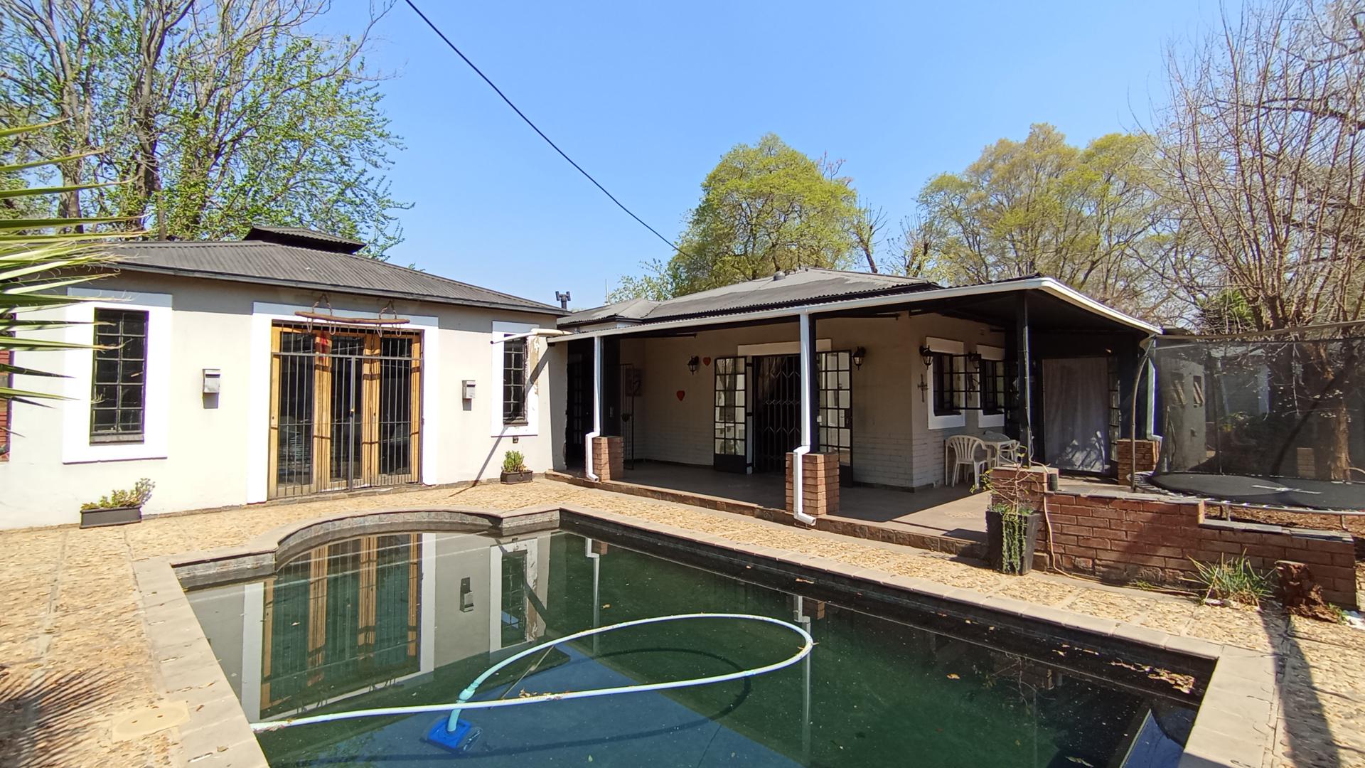 Backyard of property in Clubview