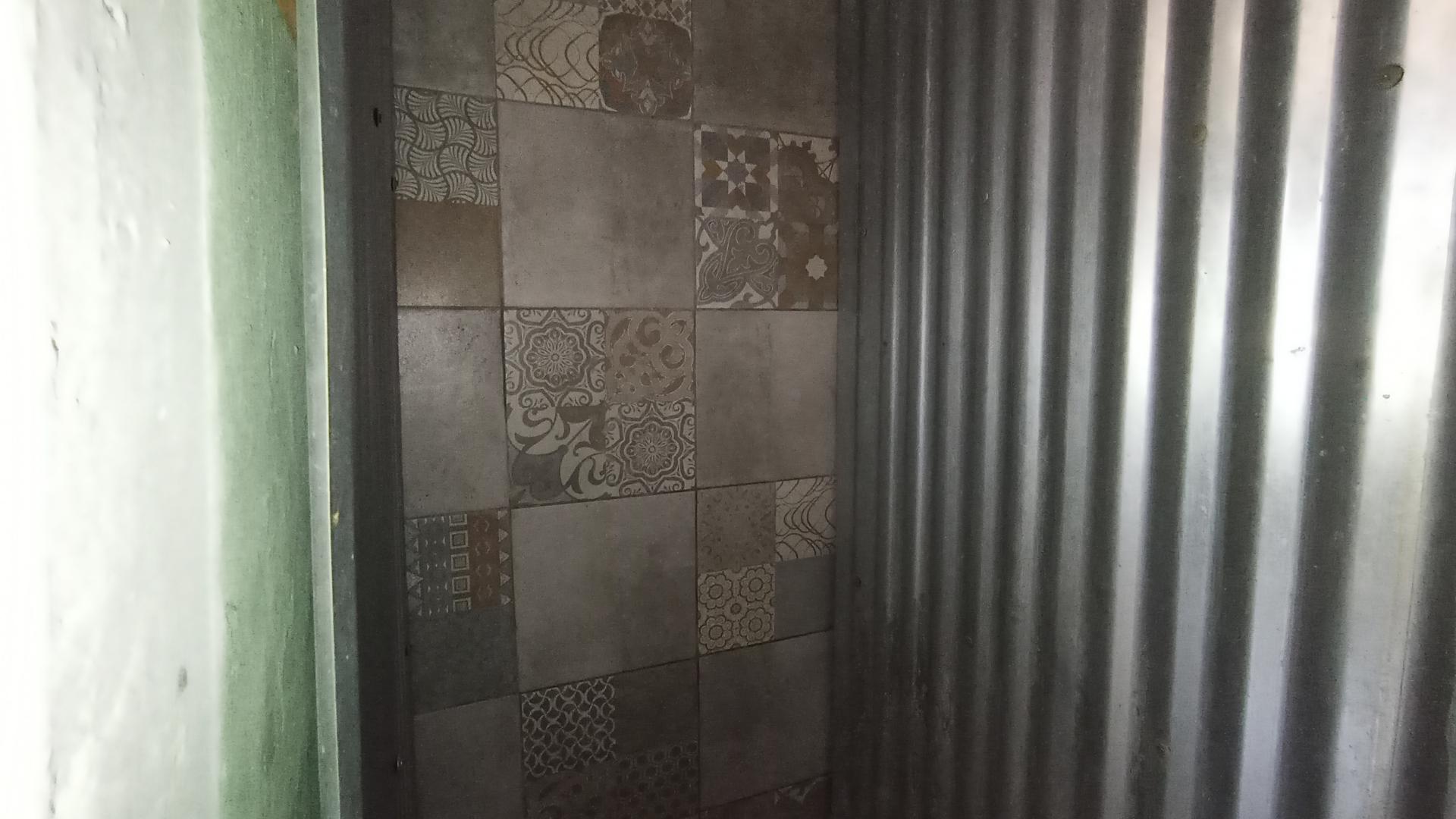 Bathroom 3+ - 4 square meters of property in Clubview
