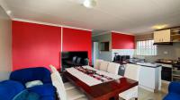 Lounges - 21 square meters of property in Windmill Park