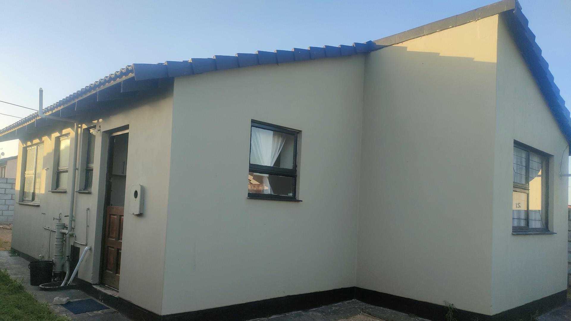 Backyard of property in Motherwell