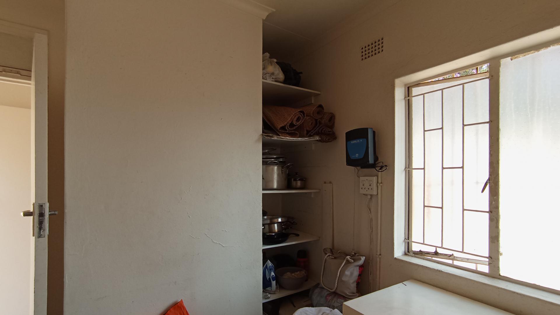 Staff Room - 9 square meters of property in Bryanston