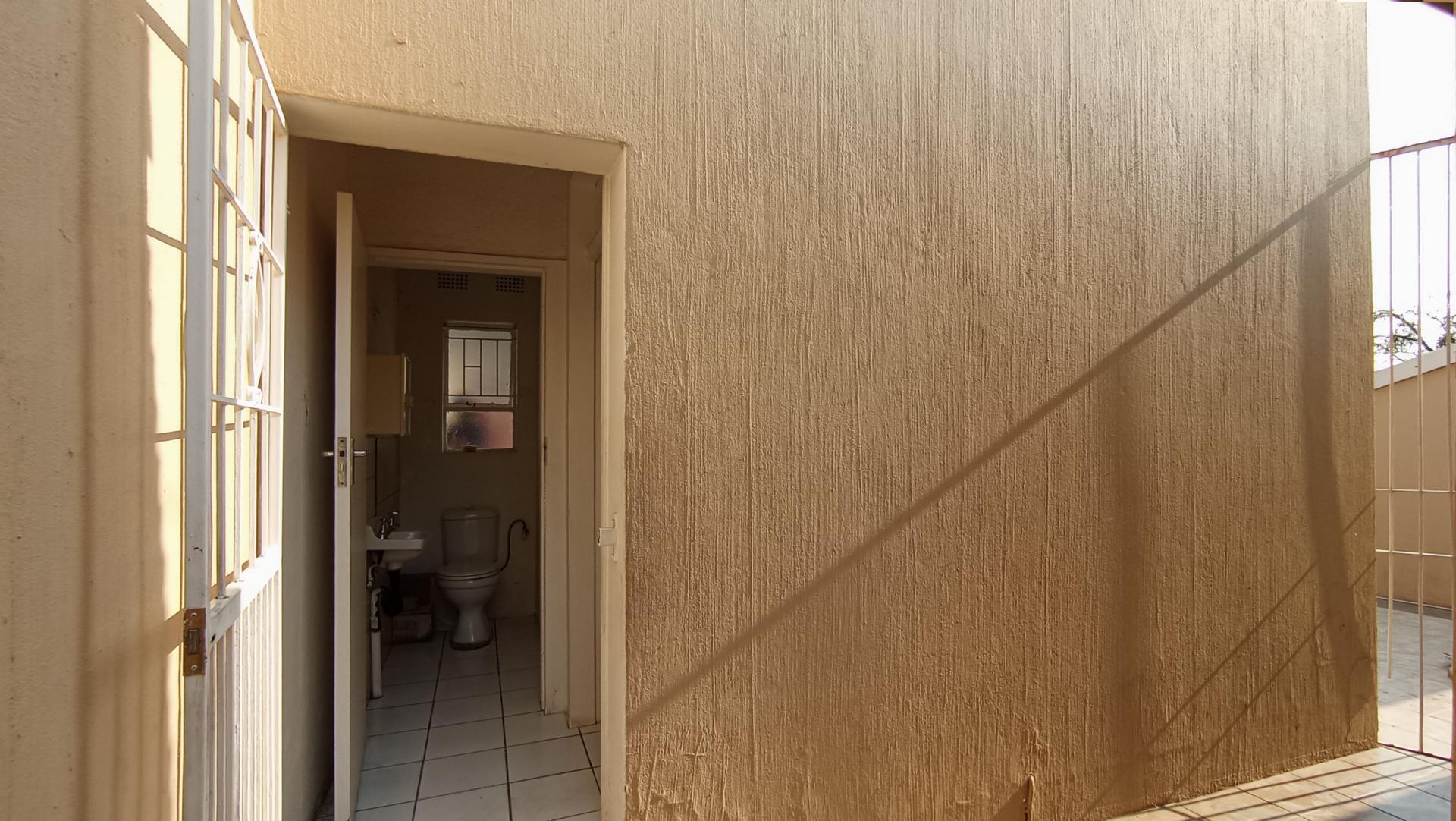 Front View of property in Bryanston